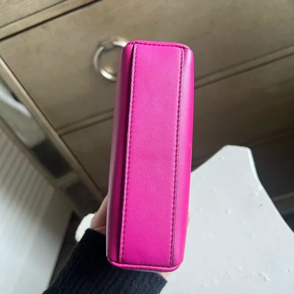 Fendi micro peekaboo fuchsia bag - Picture 3 of 14